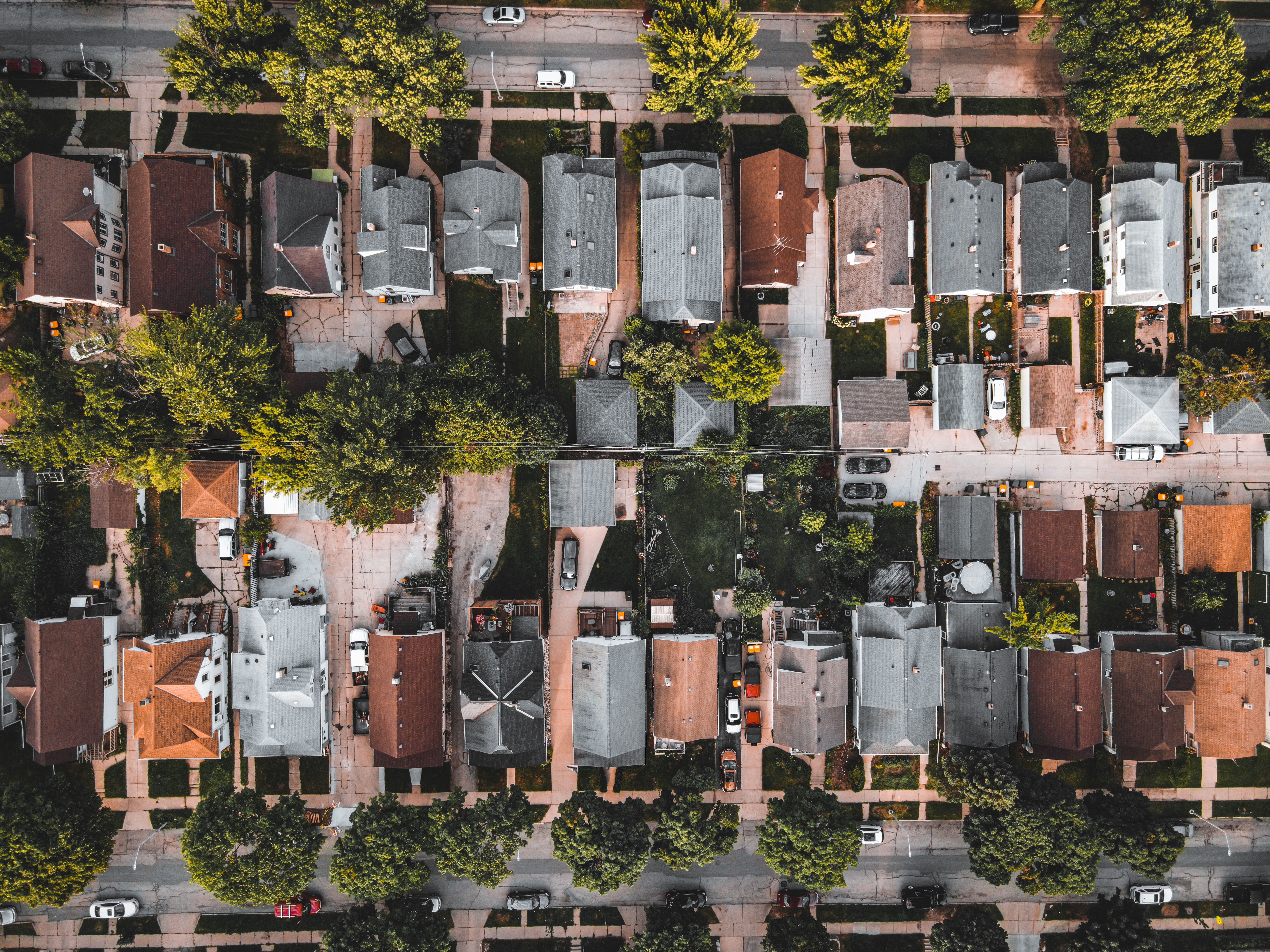 Aerial photo of a Milwaukee neighborhood in summer.